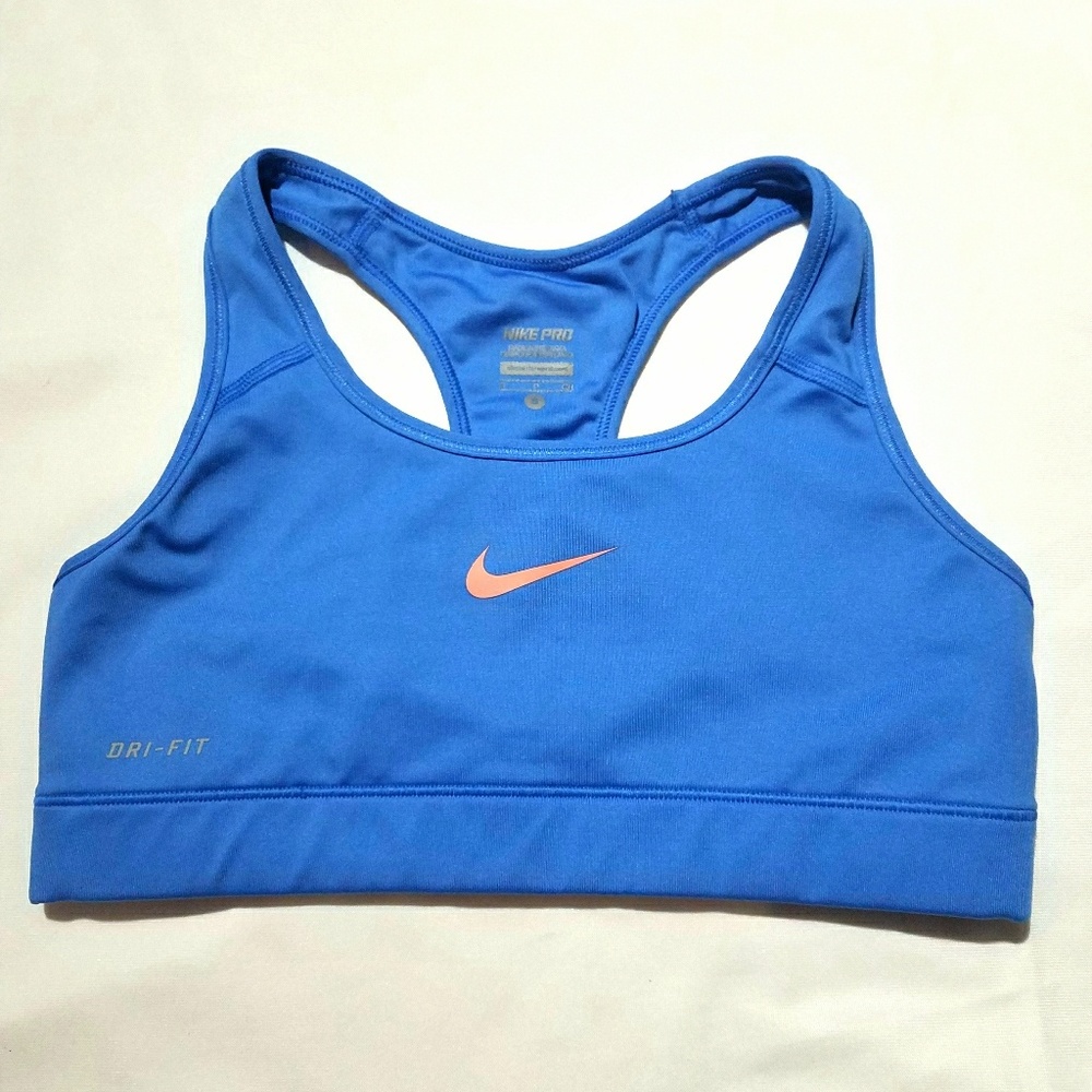 Nike Pro racerback small sports bra